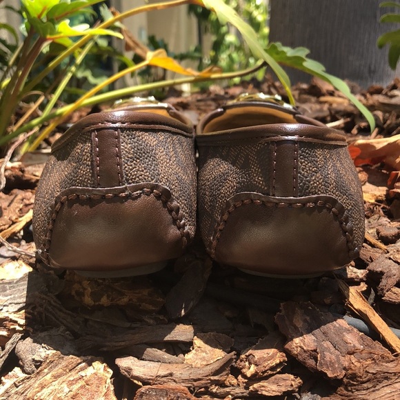 Michael Kors MK Embossed Fulton Flat Retail $150 - Picture 3 of 7